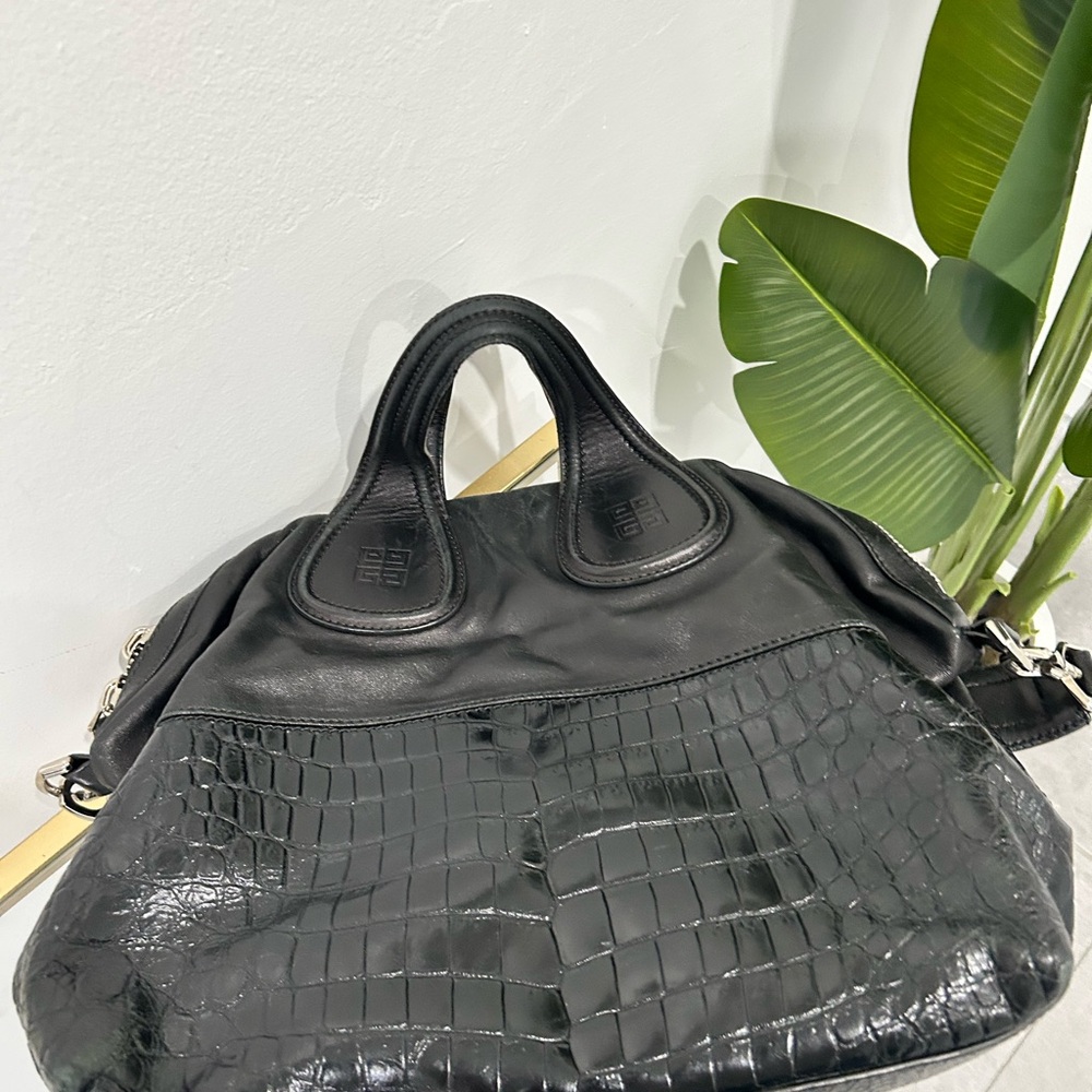 Givenchy embossed Black Leather tote Handbag - Picture 2 of 5